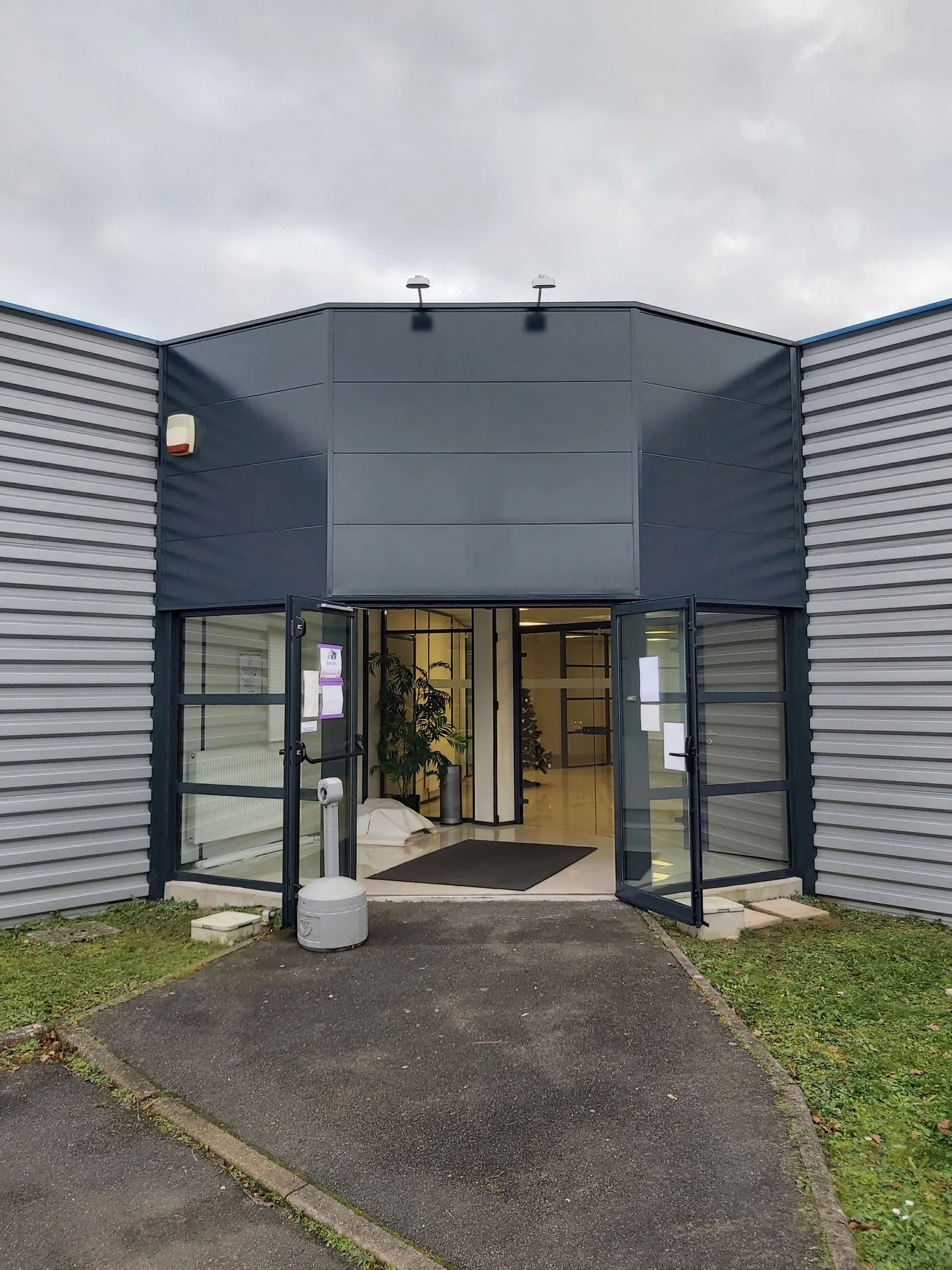 bardage apres bdco batiment orleans